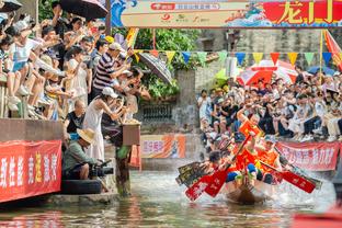 慢慢找状态！祖巴茨复出首战出场18分20秒 4中2得到4分3篮板